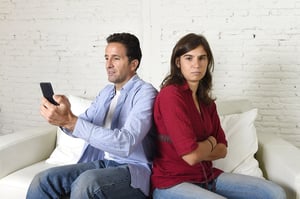 wife-is-angry-that-her-husband-flirts-on-Facebook