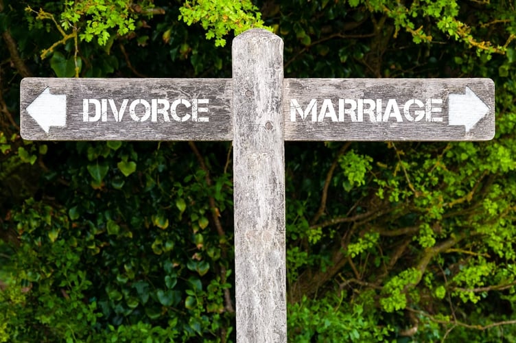 If-you-are-ready-for-divorce-there-are-signs