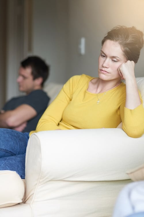 couple-is-falling-out-of-love