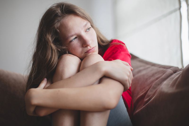 how-do-you-help-your-teen-deal-with-divorce