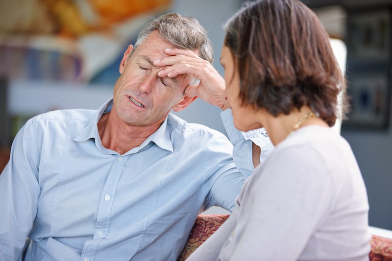 husband-and-wife-cannot-communicate