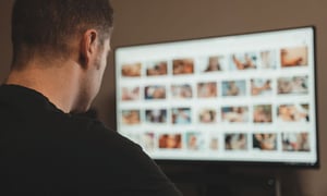Is man looking at porn virtual cheating?