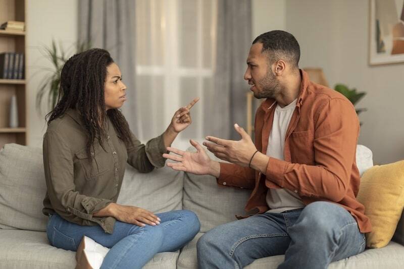 man-argues-with-wife-that-his-cheating-was-justified