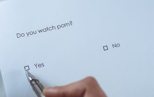woman-checks-yes-to-porn-addiction-survey
