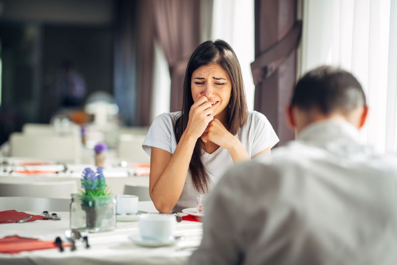 woman-struggling-with-emotional-stages-of-divorce